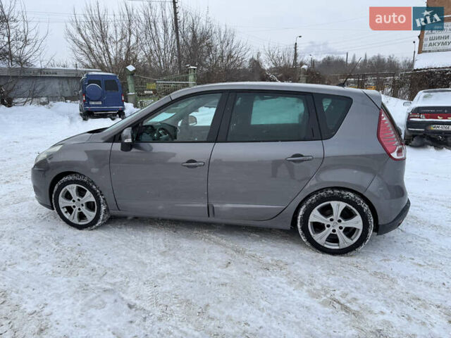 Серый Рено Сценик, объемом двигателя 1.87 л и пробегом 215 тыс. км за 6250 $, фото 11 на Automoto.ua