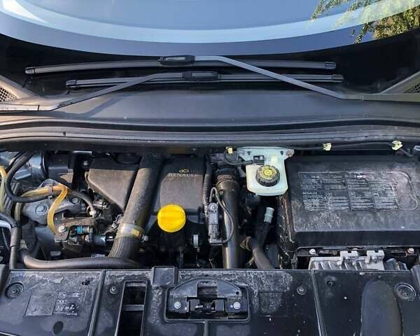 Серый Рено Сценик, объемом двигателя 1.46 л и пробегом 206 тыс. км за 7200 $, фото 13 на Automoto.ua