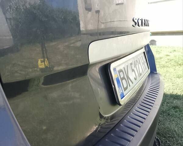 Рено Сценик 2010 в Владимирце на Automoto.ua Серый Рено Сценик, объемом двигателя 1.5 л и пробегом 256 тыс. км за 6000 $, фото 1 на Automoto.ua