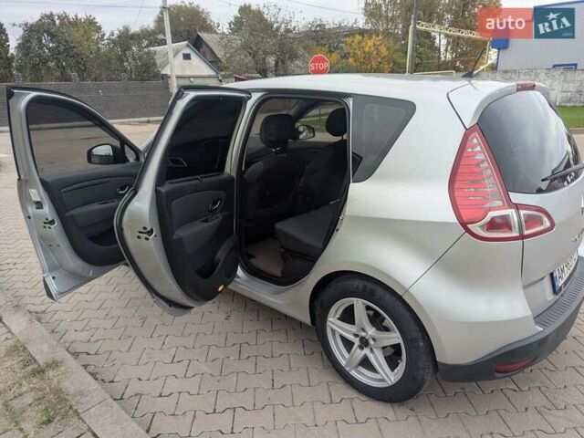 Серый Рено Сценик, объемом двигателя 1.46 л и пробегом 264 тыс. км за 7000 $, фото 4 на Automoto.ua