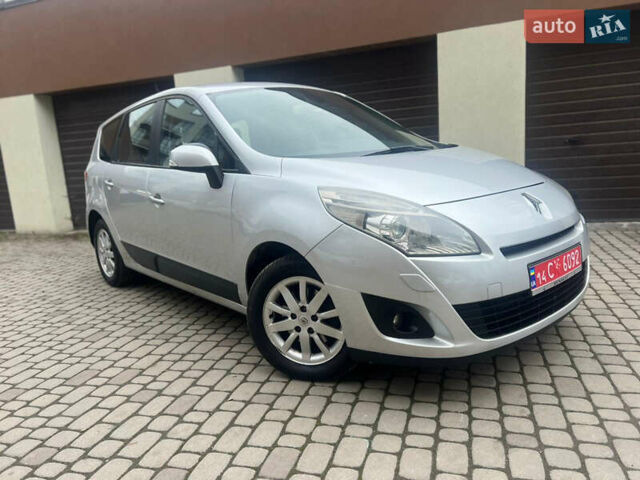 Серый Рено Сценик, объемом двигателя 1.5 л и пробегом 164 тыс. км за 6899 $, фото 8 на Automoto.ua