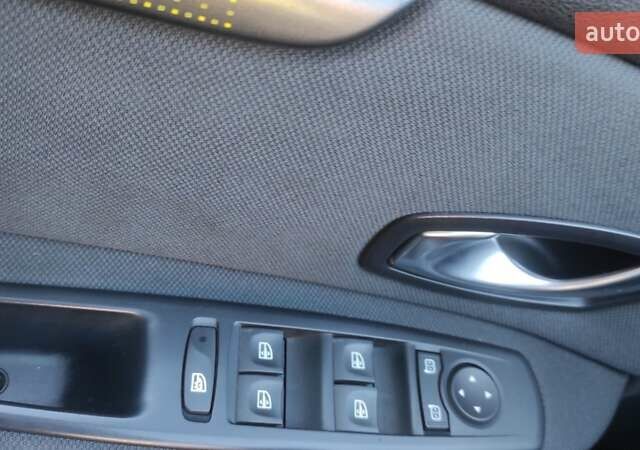 Серый Рено Сценик, объемом двигателя 1.5 л и пробегом 239 тыс. км за 7799 $, фото 7 на Automoto.ua