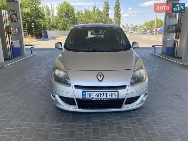 Сірий Рено Сценік, об'ємом двигуна 1.46 л та пробігом 256 тис. км за 7999 $, фото 1 на Automoto.ua