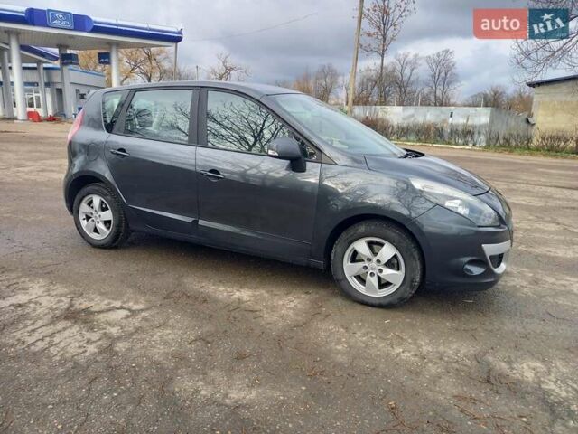 Серый Рено Сценик, объемом двигателя 1.46 л и пробегом 250 тыс. км за 5999 $, фото 12 на Automoto.ua