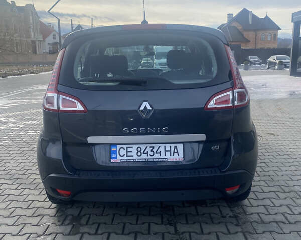 Серый Рено Сценик, объемом двигателя 1.5 л и пробегом 251 тыс. км за 6800 $, фото 4 на Automoto.ua