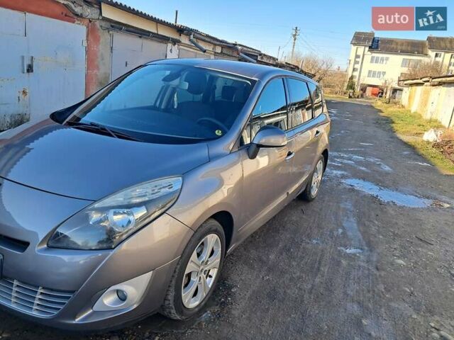 Серый Рено Сценик, объемом двигателя 1.9 л и пробегом 220 тыс. км за 6500 $, фото 2 на Automoto.ua