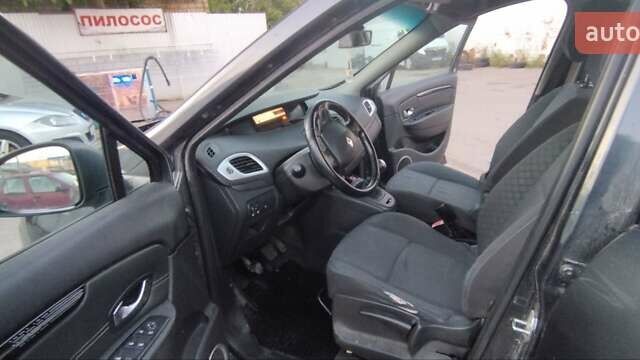 Сірий Рено Сценік, об'ємом двигуна 1.46 л та пробігом 360 тис. км за 4999 $, фото 20 на Automoto.ua