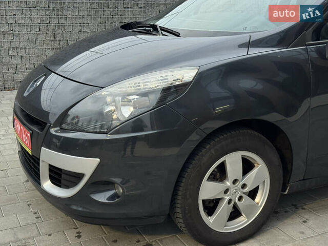 Серый Рено Сценик, объемом двигателя 1.5 л и пробегом 239 тыс. км за 6850 $, фото 8 на Automoto.ua