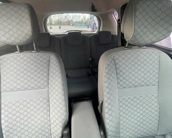 Рено Сценік 2010 у Харкові на Automoto.ua Сірий Рено Сценік, об'ємом двигуна 1.5 л та пробігом 280 тис. км за 6300 $, фото 8 на Automoto.ua