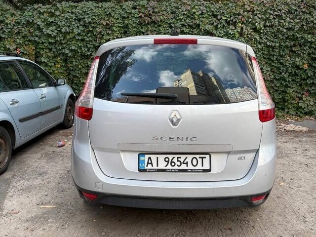 Сірий Рено Сценік, об'ємом двигуна 2 л та пробігом 260 тис. км за 6700 $, фото 1 на Automoto.ua