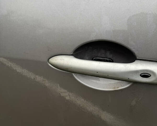 Серый Рено Сценик, объемом двигателя 1.9 л и пробегом 343 тыс. км за 5199 $, фото 3 на Automoto.ua