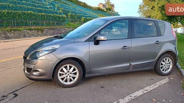Сірий Рено Сценік, об'ємом двигуна 1.46 л та пробігом 260 тис. км за 5300 $, фото 1 на Automoto.ua