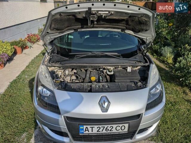 Сірий Рено Сценік, об'ємом двигуна 1.46 л та пробігом 218 тис. км за 6800 $, фото 14 на Automoto.ua