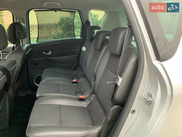 Серый Рено Сценик, объемом двигателя 1.5 л и пробегом 209 тыс. км за 7400 $, фото 15 на Automoto.ua
