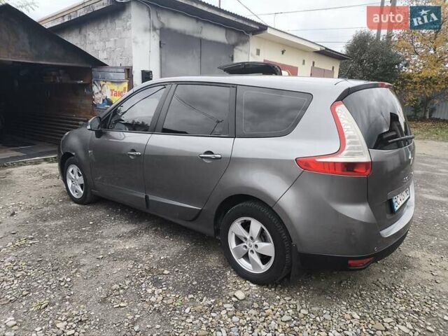 Серый Рено Сценик, объемом двигателя 1.46 л и пробегом 300 тыс. км за 6100 $, фото 4 на Automoto.ua