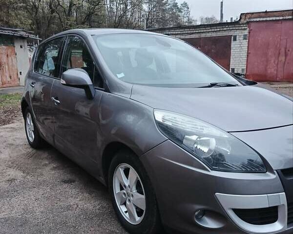 Серый Рено Сценик, объемом двигателя 1.5 л и пробегом 222 тыс. км за 7000 $, фото 8 на Automoto.ua