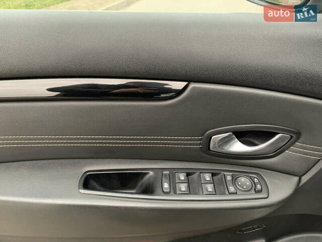 Серый Рено Сценик, объемом двигателя 1.5 л и пробегом 209 тыс. км за 7400 $, фото 21 на Automoto.ua