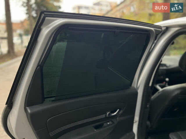 Сірий Рено Сценік, об'ємом двигуна 1.6 л та пробігом 290 тис. км за 7250 $, фото 32 на Automoto.ua