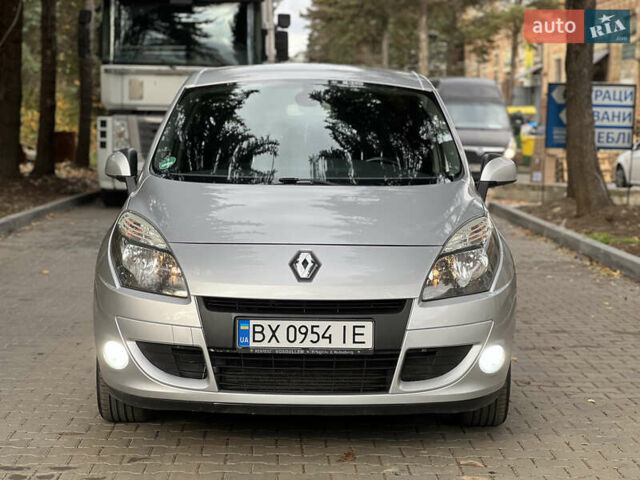 Сірий Рено Сценік, об'ємом двигуна 1.6 л та пробігом 290 тис. км за 7250 $, фото 2 на Automoto.ua