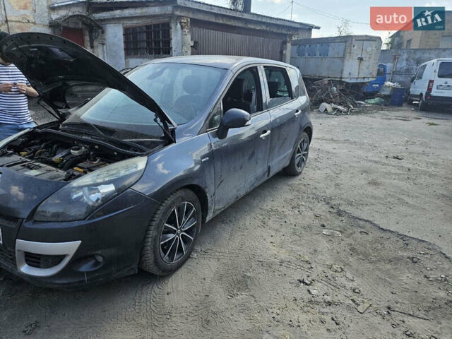 Сірий Рено Сценік, об'ємом двигуна 1.46 л та пробігом 270 тис. км за 4200 $, фото 39 на Automoto.ua