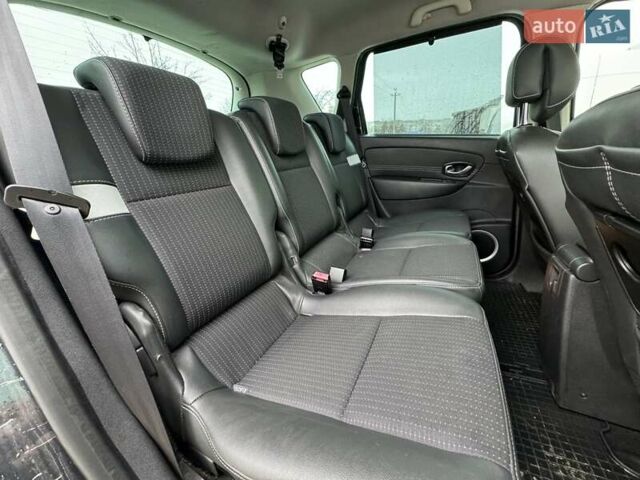 Сірий Рено Сценік, об'ємом двигуна 1.6 л та пробігом 233 тис. км за 7999 $, фото 35 на Automoto.ua