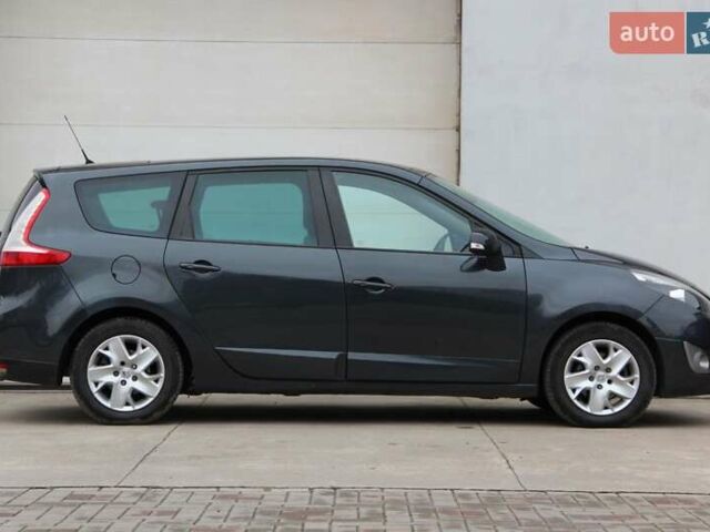 Сірий Рено Сценік, об'ємом двигуна 1.6 л та пробігом 217 тис. км за 6300 $, фото 2 на Automoto.ua