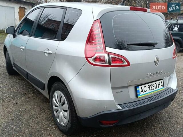 Сірий Рено Сценік, об'ємом двигуна 1.5 л та пробігом 183 тис. км за 7100 $, фото 3 на Automoto.ua