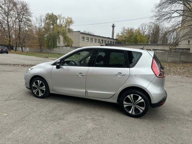 Серый Рено Сценик, объемом двигателя 1.6 л и пробегом 165 тыс. км за 8800 $, фото 8 на Automoto.ua