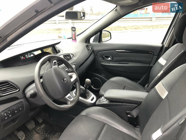 Сірий Рено Сценік, об'ємом двигуна 1.6 л та пробігом 285 тис. км за 6999 $, фото 8 на Automoto.ua