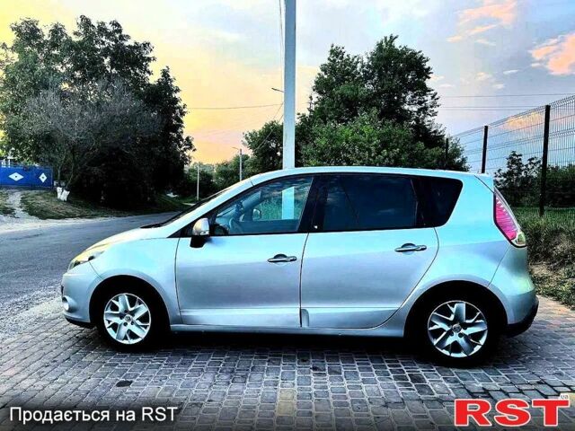 Серый Рено Сценик, объемом двигателя 16 л и пробегом 274 тыс. км за 7299 $, фото 1 на Automoto.ua