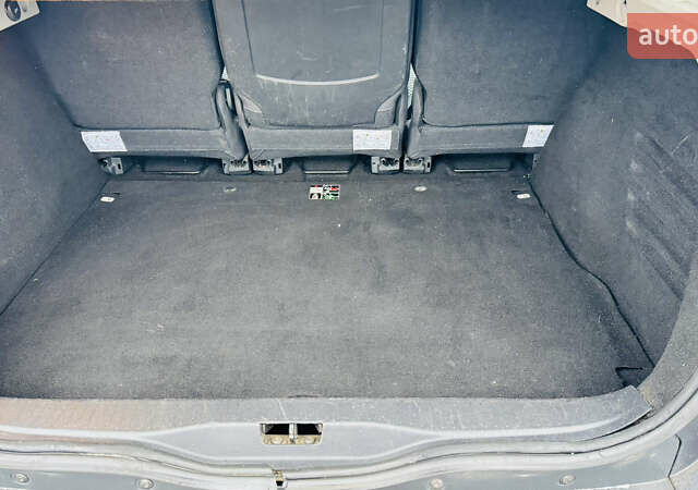 Серый Рено Сценик, объемом двигателя 1.5 л и пробегом 234 тыс. км за 7300 $, фото 18 на Automoto.ua