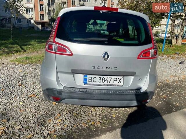 Серый Рено Сценик, объемом двигателя 1.5 л и пробегом 176 тыс. км за 6299 $, фото 4 на Automoto.ua