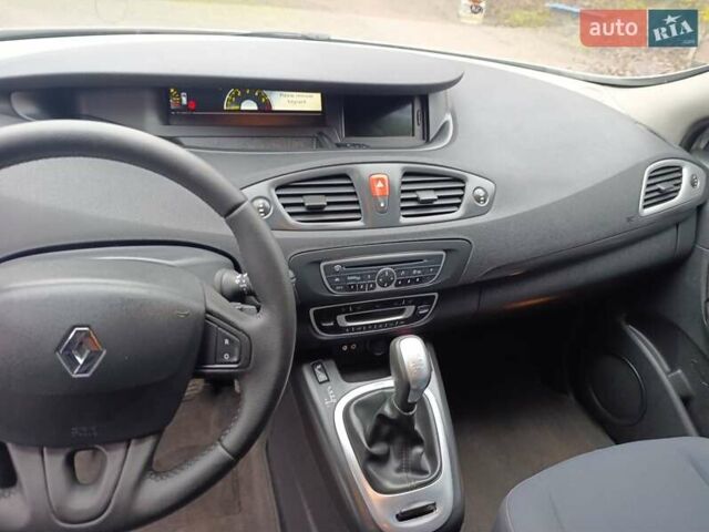 Сірий Рено Сценік, об'ємом двигуна 1.5 л та пробігом 183 тис. км за 7100 $, фото 19 на Automoto.ua