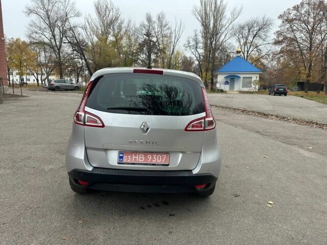 Сірий Рено Сценік, об'ємом двигуна 1.6 л та пробігом 165 тис. км за 8400 $, фото 5 на Automoto.ua