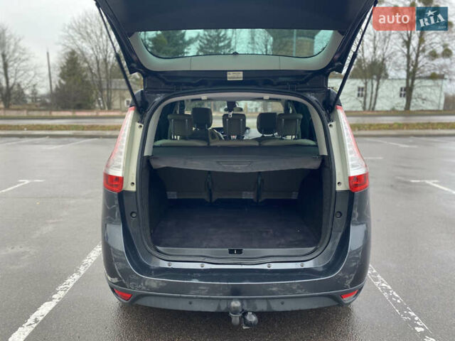 Сірий Рено Сценік, об'ємом двигуна 1.6 л та пробігом 215 тис. км за 6350 $, фото 17 на Automoto.ua