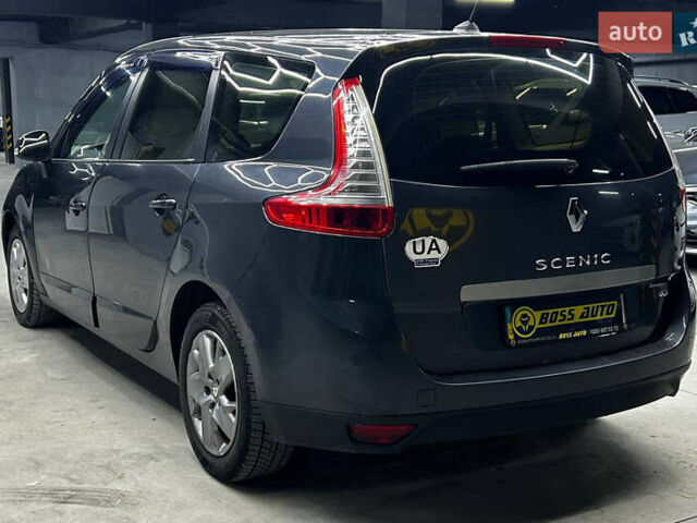 Серый Рено Сценик, объемом двигателя 1.5 л и пробегом 380 тыс. км за 6500 $, фото 3 на Automoto.ua