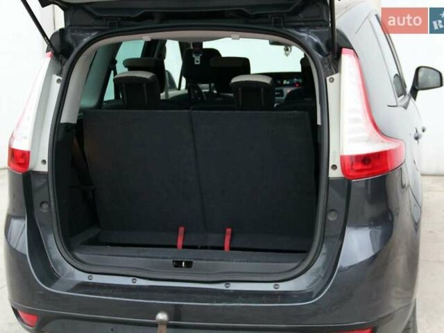 Сірий Рено Сценік, об'ємом двигуна 1.6 л та пробігом 217 тис. км за 6300 $, фото 9 на Automoto.ua