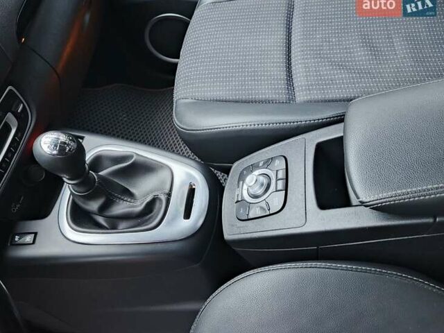 Серый Рено Сценик, объемом двигателя 1.5 л и пробегом 222 тыс. км за 7000 $, фото 23 на Automoto.ua