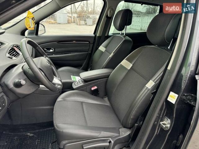 Сірий Рено Сценік, об'ємом двигуна 1.6 л та пробігом 233 тис. км за 8300 $, фото 31 на Automoto.ua