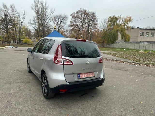 Сірий Рено Сценік, об'ємом двигуна 1.6 л та пробігом 165 тис. км за 8400 $, фото 8 на Automoto.ua