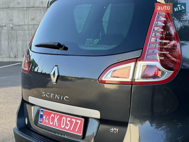Сірий Рено Сценік, об'ємом двигуна 1.5 л та пробігом 230 тис. км за 8400 $, фото 17 на Automoto.ua