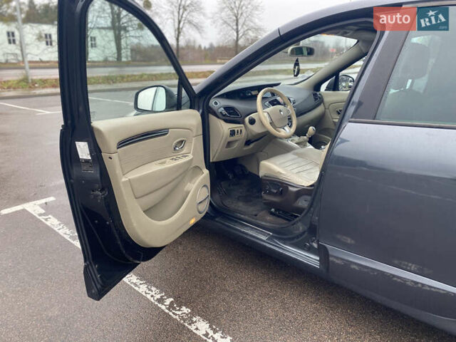 Сірий Рено Сценік, об'ємом двигуна 1.6 л та пробігом 215 тис. км за 6350 $, фото 12 на Automoto.ua