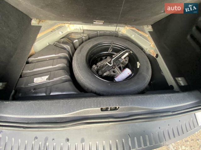 Рено Сценик 2011 в Ровно на Automoto.ua Серый Рено Сценик, объемом двигателя 1.5 л и пробегом 317 тыс. км за 6500 $, фото 31 на Automoto.ua