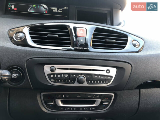 Сірий Рено Сценік, об'ємом двигуна 1.6 л та пробігом 285 тис. км за 6999 $, фото 15 на Automoto.ua