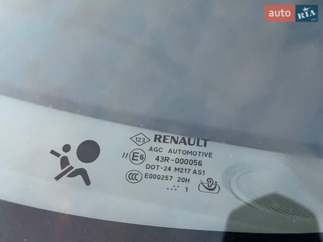 Сірий Рено Сценік, об'ємом двигуна 1.6 л та пробігом 231 тис. км за 7300 $, фото 15 на Automoto.ua