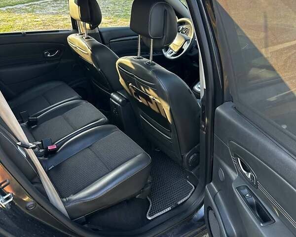 Серый Рено Сценик, объемом двигателя 1.4 л и пробегом 288 тыс. км за 6599 $, фото 9 на Automoto.ua