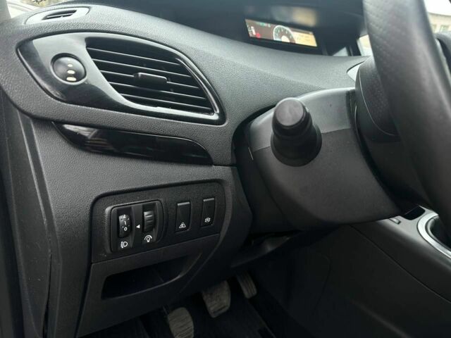 Сірий Рено Сценік, об'ємом двигуна 1.6 л та пробігом 165 тис. км за 8400 $, фото 23 на Automoto.ua