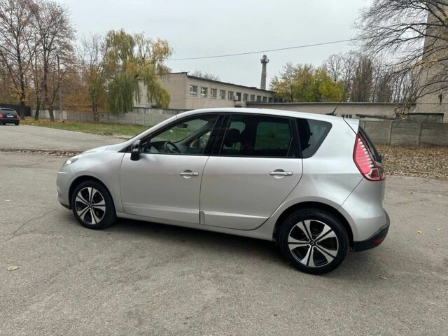 Сірий Рено Сценік, об'ємом двигуна 1.6 л та пробігом 165 тис. км за 8400 $, фото 11 на Automoto.ua