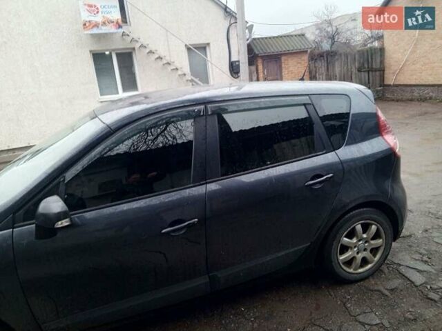 Серый Рено Сценик, объемом двигателя 1.5 л и пробегом 340 тыс. км за 4733 $, фото 3 на Automoto.ua