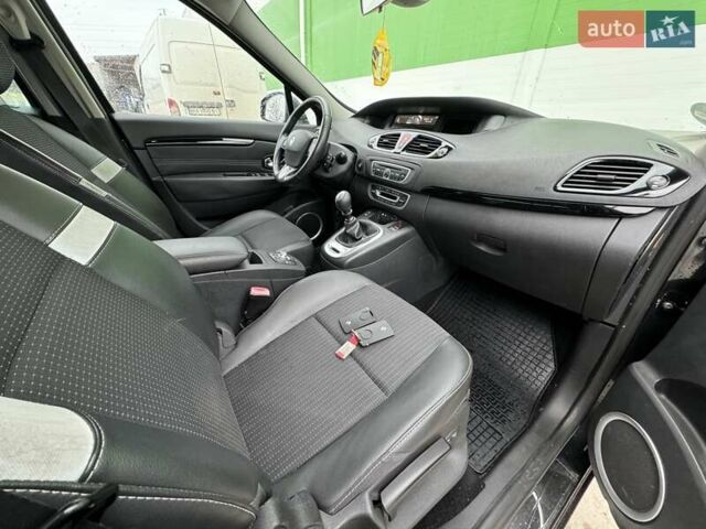 Сірий Рено Сценік, об'ємом двигуна 1.6 л та пробігом 233 тис. км за 8300 $, фото 34 на Automoto.ua